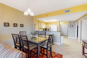 Dining - POOL | Beach Views | Pickleball | Golf Course (Destin)