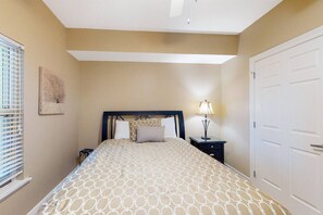 2 slaapkamers, een strijkplank/strijkijzer, wifi, beddengoed