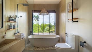 Villa | Bathroom