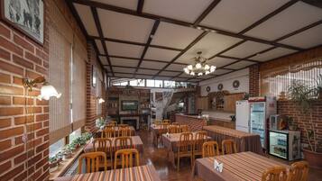 Frokostbuffé er inkludert hver dag