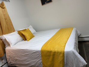 1 bedroom, iron/ironing board, WiFi, bed sheets