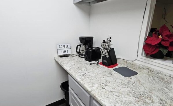 Interior - Fairbanks Rafiki-Unit 2 (Fairbanks)