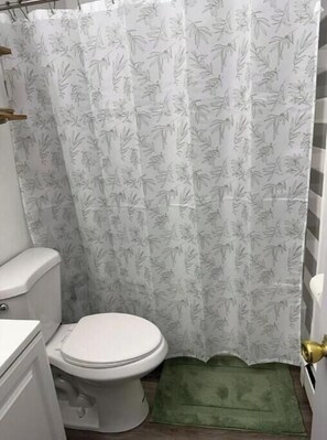 Hair dryer, soap - Fairbanks Rafiki-Unit 2 (Fairbanks)