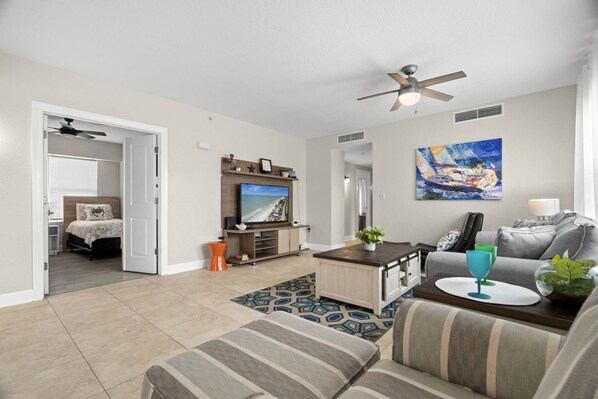 6 bedrooms, iron/ironing board, free WiFi, bed sheets