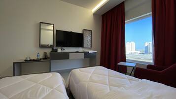 Comfort Single Room, City View | Desk, laptop workspace, iron/ironing board, free WiFi