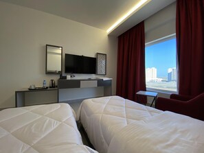 Comfort Single Room, City View | Desk, laptop workspace, iron/ironing board, free WiFi