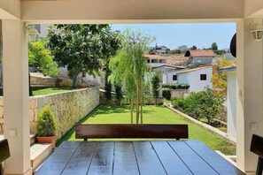 Outdoor dining - Villa Bilic : Apartment LAVANDA (Rogoznica)