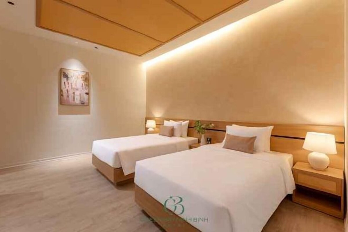 Minibar, in-room safe, laptop workspace, free WiFi
