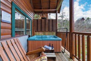 Bain à remous extérieur