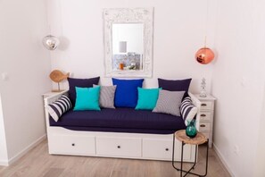 Living area - Villa Bilic : Apartment with Sea View
 (Rogoznica)