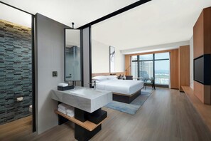 Executive Room, 1 King Bed, City View | Rollaway beds, bed sheets - Fairfield BY Marriott Taishan (Jiangmen)