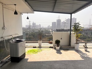 32-inch LCD TV with digital channels