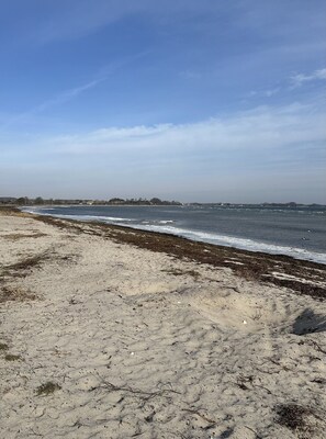 Beach - Lovely summer house with sea view (Sjølund)