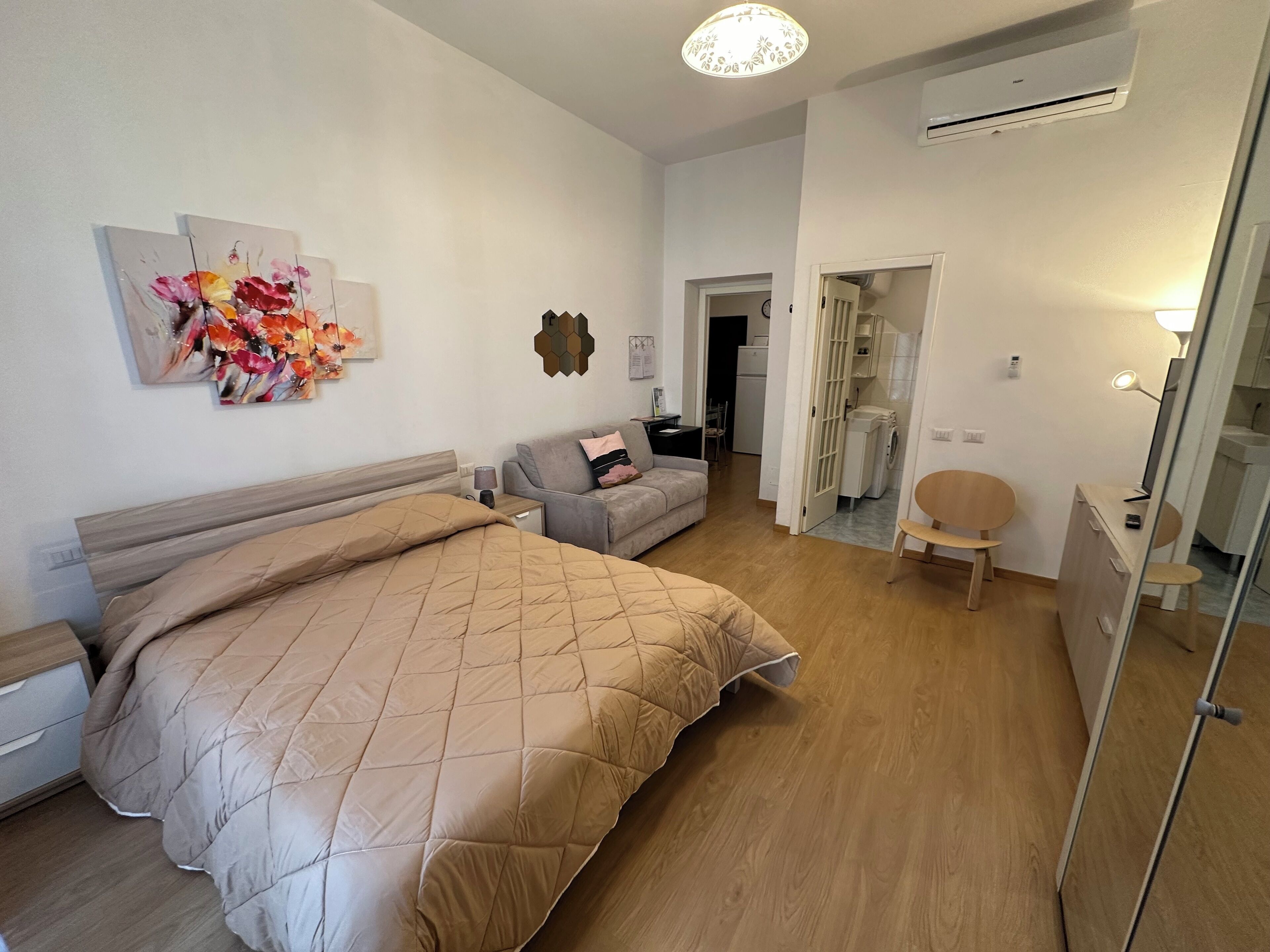 1 chambre, fer et planche à repasser, Wi-Fi, draps fournis