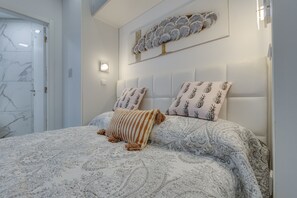 In-room safe, iron/ironing board, free WiFi, bed sheets