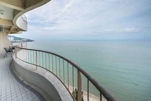 Premium Apartment, Balcony, Sea View | Balcony