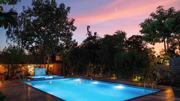 Deluxe Double Room, Pool View