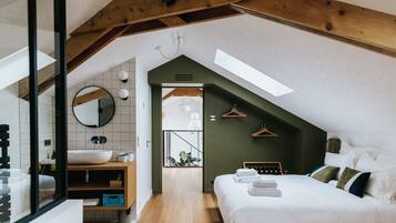 Suíte luxo, terraço (Maxi Pampa) | 2 quartos, roupas de cama premium, cortinas blackout