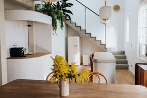 Deluxe Suite, Terrace (Maxi Pampa) | Lounge - Maison Hubert (Bordeaux)
