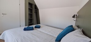 2 chambres, fer et planche à repasser, lit parapluie, Wi-Fi gratuit