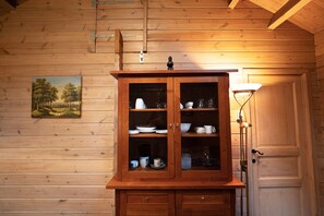 Interior - Cozy nature cottage in forest with private parking (Soest)