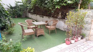 Chambre, plusieurs chambres, accessible aux personnes à mobilité réduite, fumeur | Terrasse/Patio