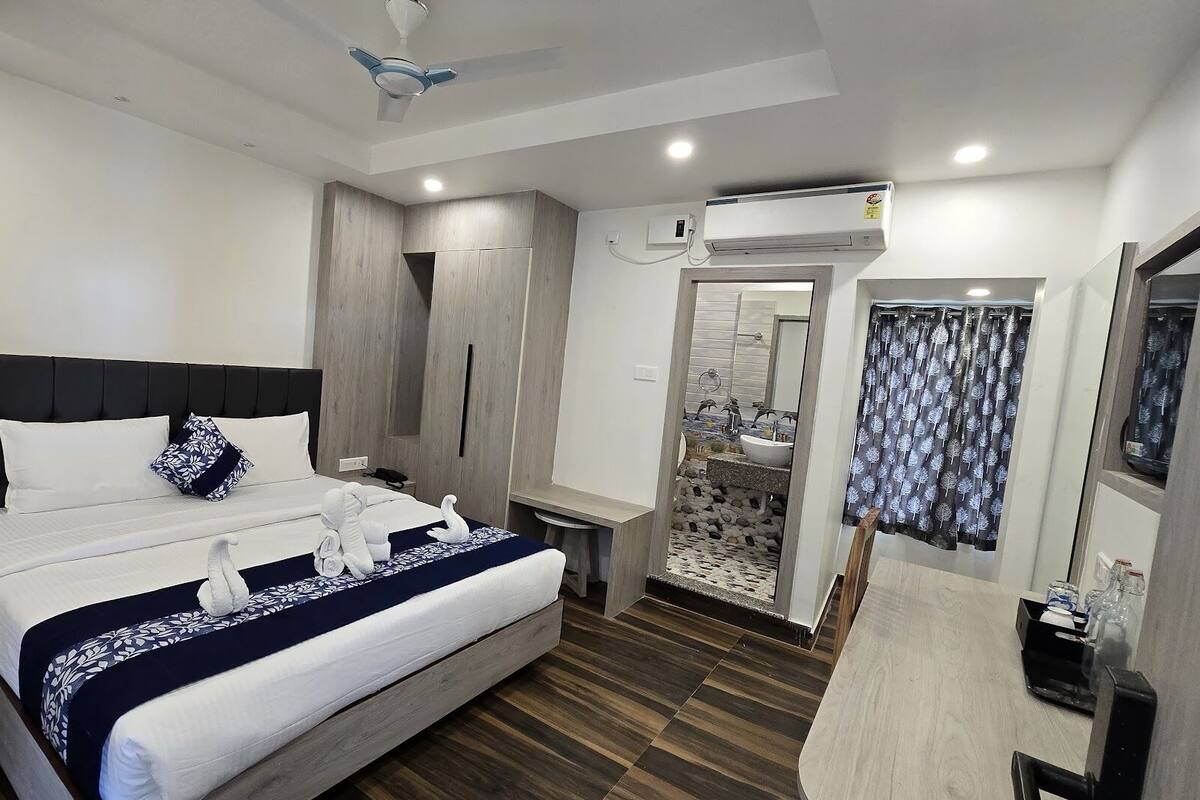 Executive Room | Desk, WiFi (free)