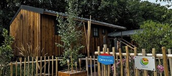 Comfortable wooden cabins for rent (heating & air-conditioning).