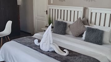 Deluxe Double Room, Garden View