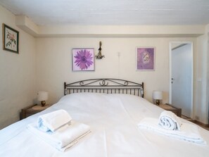 1 soverom, reiseseng for barn og wi-fi (inkludert)