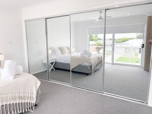 4 sovrum, strykjärn/strykbräda, gratis wi-fi och sängkläder