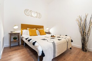 2 habitaciones, tabla de planchar con plancha y wifi gratis 