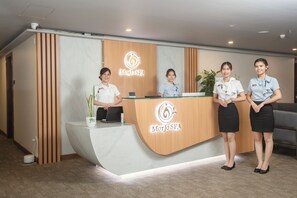 Spa reception - Hotel Stadium (Yangon)