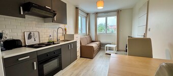 T1 Swimming pool Quiet