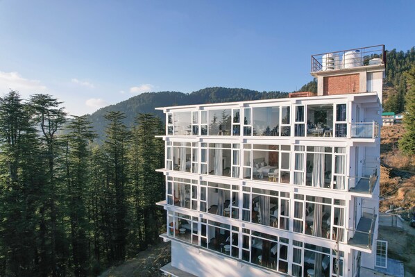 Front of property - Hotel white castle (Shimla)