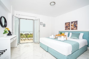 Athinais Suites A2 | Premium bedding, in-room safe, individually decorated