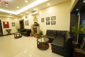 Reception hall - IV Midtown Mussoorie (Mussoorie)