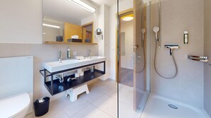 Condo, 2 Bedrooms | Bathroom | Shower, hair dryer, towels