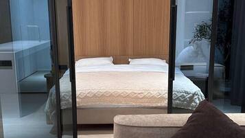 1 Schlafzimmer, Verdunkelungsvorhänge, schallisolierte Zimmer