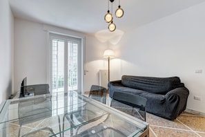 Apartment, 2 Bedrooms, Non Smoking, Kitchen | Living area - Gianicolo Apartment with Terrace (Rome)