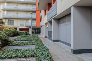 Fyrir utan