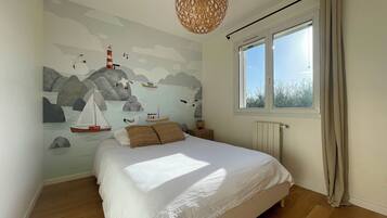 4 chambres, fer et planche Ă repasser, lit parapluie, Wi-Fi