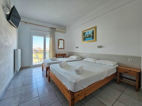 Desk, iron/ironing board, free WiFi. Niki Hotel Paralia
