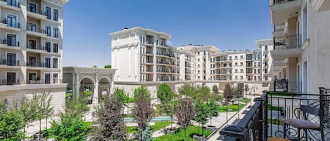 Luxury Apartment, Courtyard View | Terrace/patio