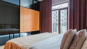 Appartement Luxe, vue cour intérieure | 1 chambre, rideaux occultants, chambres insonorisées