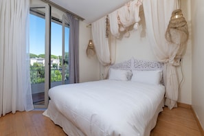 Căn hộ, quang cảnh vườn (Bord de Mer) | 2 phòng ngủ, két bảo mật tại phòng, trang trí khác biệt