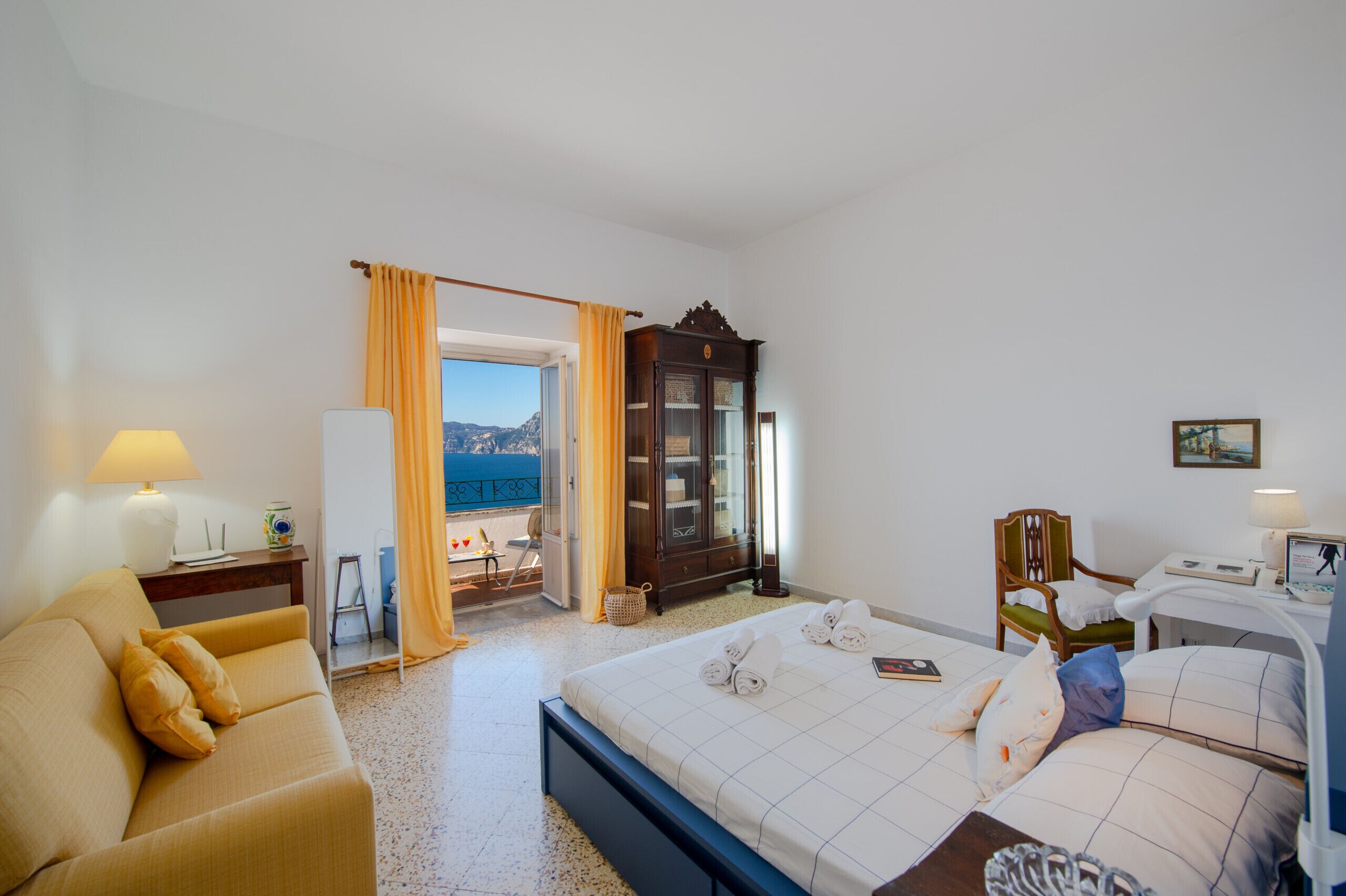 2 camere, ferro/asse da stiro, Wi-Fi gratuito, lenzuola