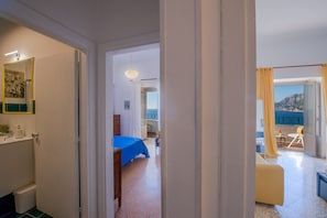 2 dormitorios, tabla de planchar con plancha, wifi gratis y ropa de cama