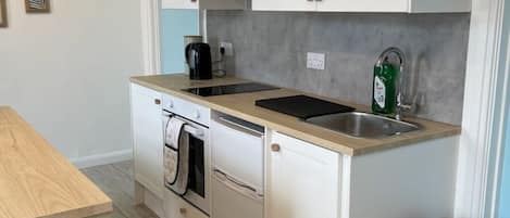 Fridge, microwave, oven, toaster