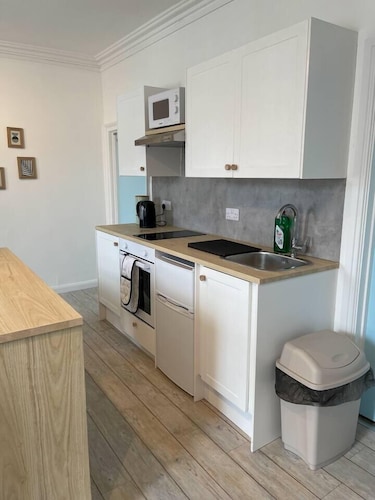 The Studio, 2 bed flat, sleeps 4, Hadrian’s Wall, Brampton

